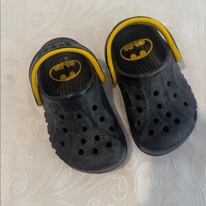 🌟3/$15🌟 Batman Crocs. Size C6